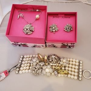 Betsey Johnson Jewelry set